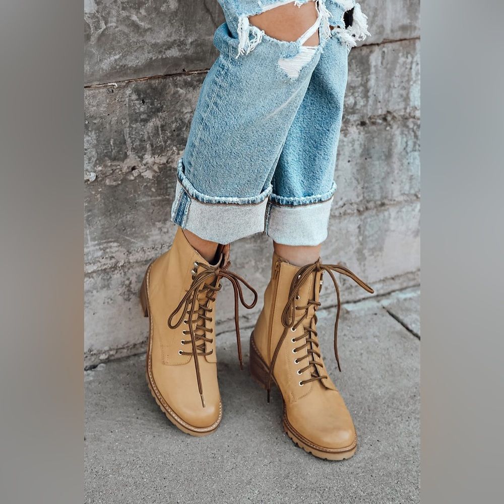 NEW Seychelles Irresistible Combat Boots 10 TAN - Picture 4 of 10